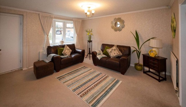 Spacious 3BR Home in Westhoughton | Free Parking |