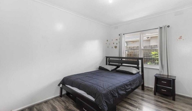 Spacious 3BR Home in Dandenong