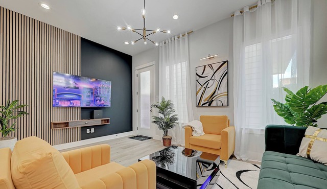 Spacious 3BR Home Near Med Center, NRG, Downtown & Free Parking