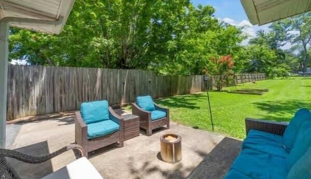 Spacious 3BR Home | Near Downtown Hopkinsville