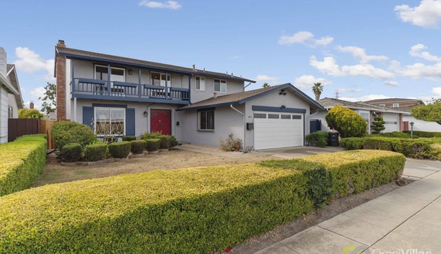 Spacious 3BR Home with Bay Views in Foster City