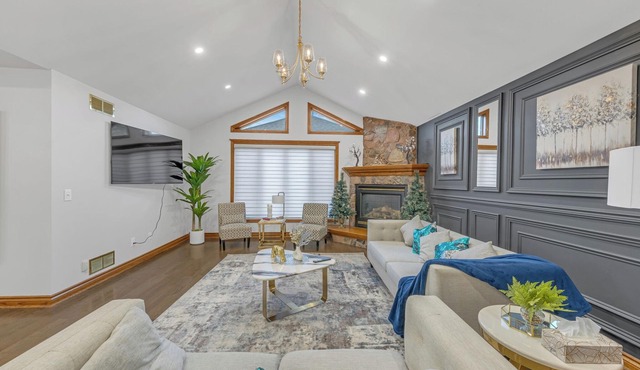 Spacious 3BR Near Ambassador & Gordie Howe Bridges