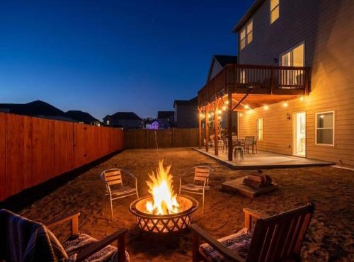 Spacious 3BR Terrace Apt Near LakePoint and Golf