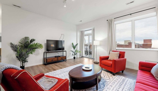 Spacious 3BR Urban Getaway w Gym