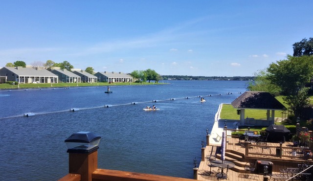 Spacious 4,000 Sq Ft - Modern Lakefront Resort Home on Golf Course