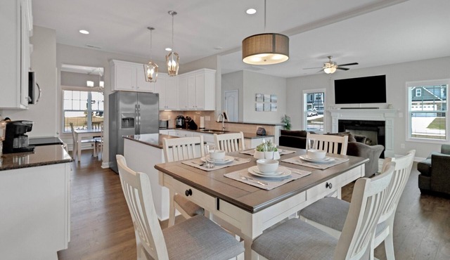 Spacious 4 BD Golf Getaway with Game Room!