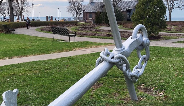 Spacious 4-bdrm house 30 mins Cedar point, walking distance beach, Tennis court