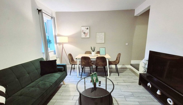 Spacious 4-Bed, 3-Bath Modern Home – Designed for Long Stays & Contractors!