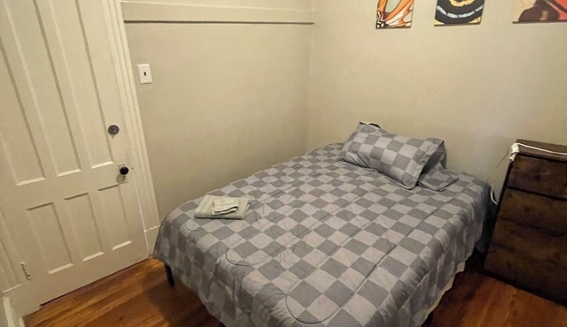 Spacious 4 bed apt in Albany near Albany Medical Center and University of Albany