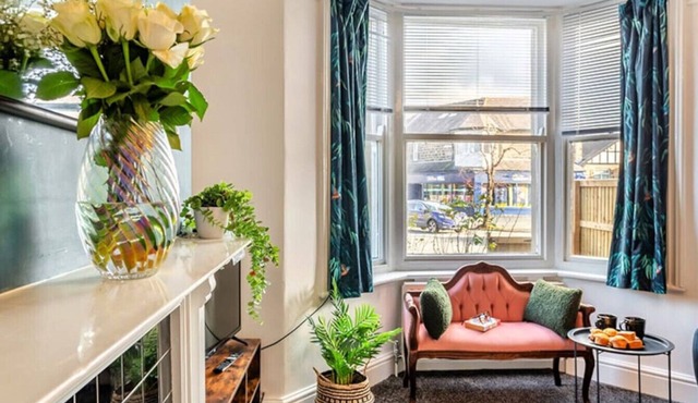 Spacious 4 Bedroom Townhouse in Harrogate