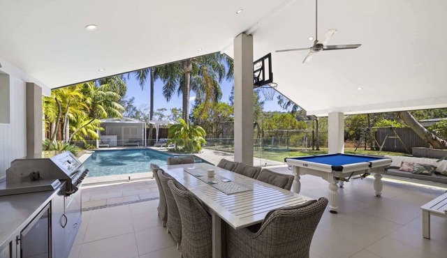 Spacious 4-Bed Home Near Avalon Beach