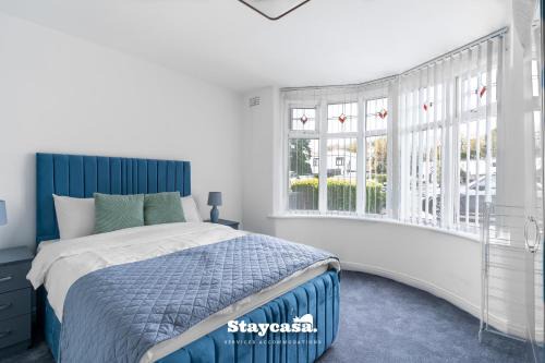 Spacious 4-Bed Home near Didsbury