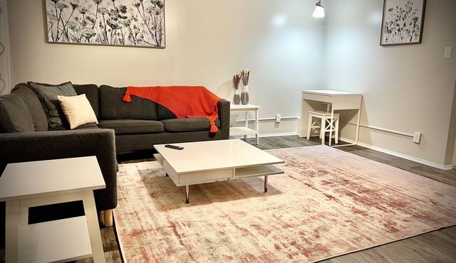 Spacious 4-bed home just 2 miles to ND