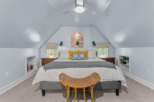 Spacious 4 Bed Home with Backyard Oasis 52