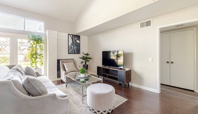 Spacious 4-bedroom house in tranquil Rowland Heights with WiFi, AC