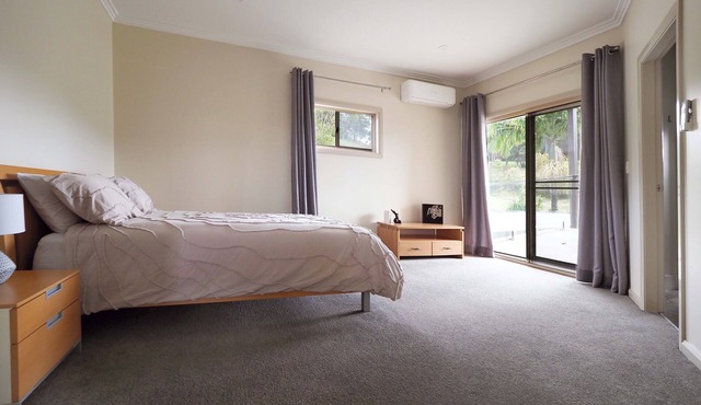 Spacious 4 bedroom family home with pool