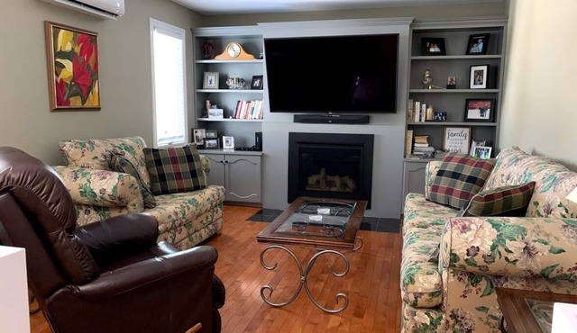 Spacious 4 bedroom home close to Beaches, Live Entertainment and Golf Courses