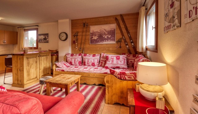 Spacious 4-bedroom apartment, ski-in/ski-out, parking included