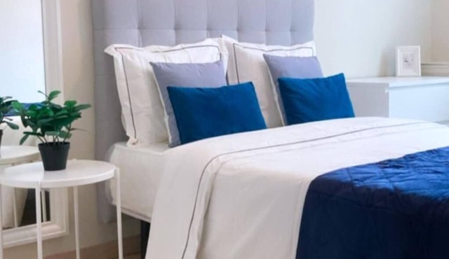 Spacious 4-Bedroom Apartment in Central Bilbao – Perfect for Families & Groups