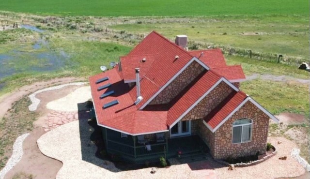 Spacious 4-bedroom estate. Where luxury and convenience meets in Alamosa, Co.n