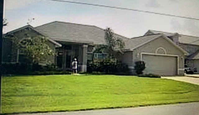 Spacious 4 bedroom home quiet neighborhood Convenient location 5 min off. I95