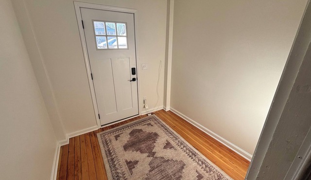 Spacious 4-bedroom house in fantastic Saint Paul with AC
