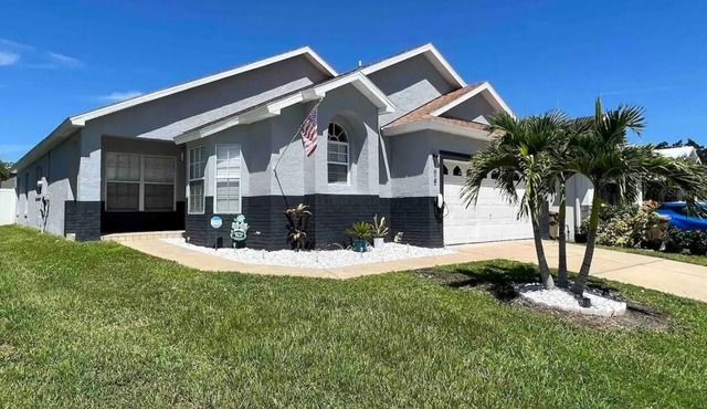 Spacious 4-bedroom house in enjoyable Kissimmee!
