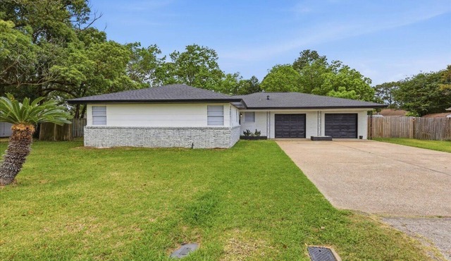Spacious 4 bedroom home in Nederland