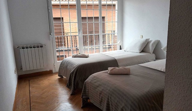 Spacious 4-Bedroom Home - Perfect for 8 Guests