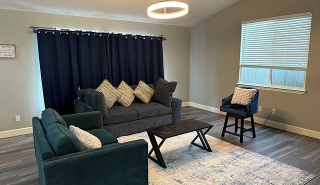 Spacious 4-bedroom house in nice Anderson with AC for comfort