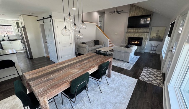 Spacious 4-bedroom house dual primary suites, updated, pets and kids friendly!