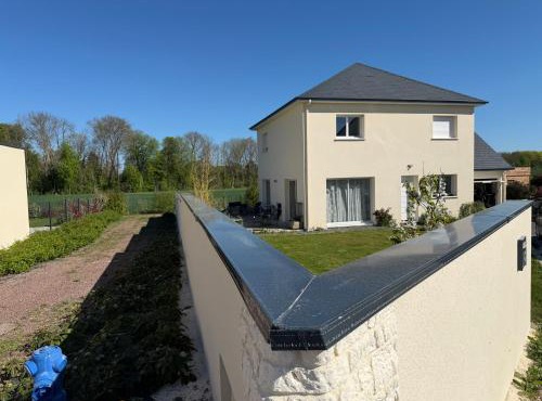 Spacious 4-Bedroom House Near Pegasus Bridge & Caen