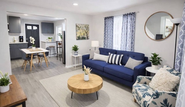 Spacious 4-bedroom house in tranquil Bedford with AC