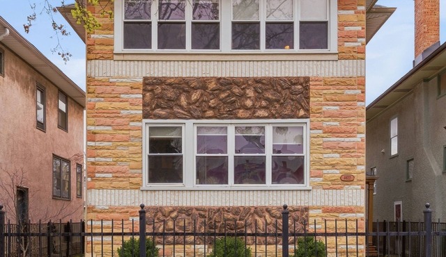 Spacious 4-bedroom house in beautiful Chicago