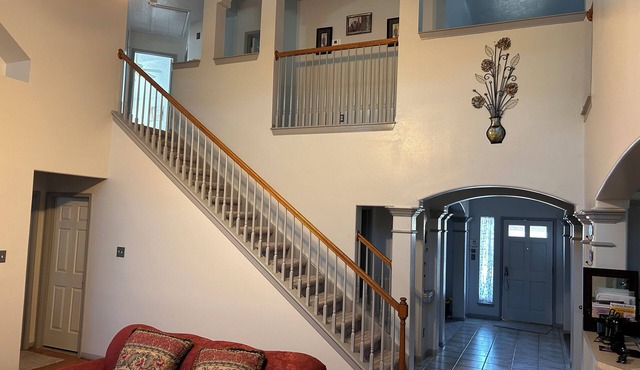 Spacious 4-bedroom house with AC, fitness room, WiFi in superb Houston