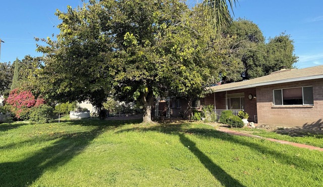 Spacious 4-bedroom house in fantastic Duarte with AC