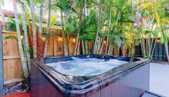 Spacious 4-bedroom house in Miami