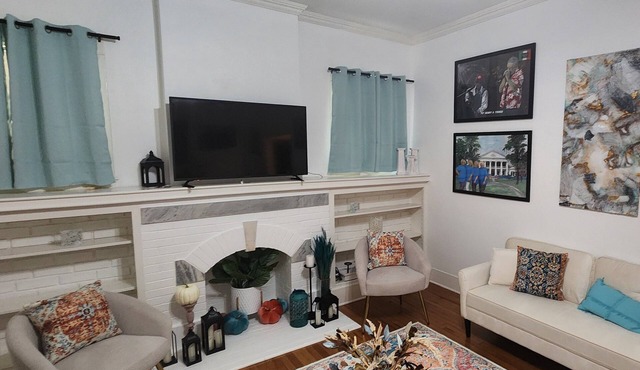 Spacious 4-bedroom house in the heart of the Garden District with ample parking.
