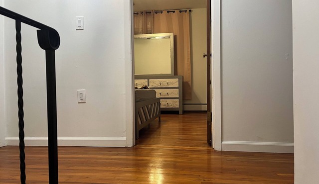 Spacious 4-bedroom house with WiFi and AC in Union.n2mnts to majors HW.