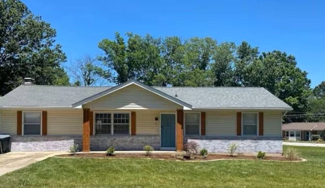 Spacious 4-Bedroom Modern Farmhouse Ideal Family Getaway & Gatherings