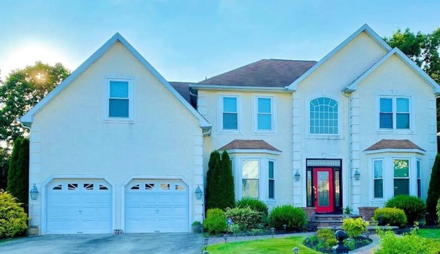 Spacious 4 Bedroom Retreat