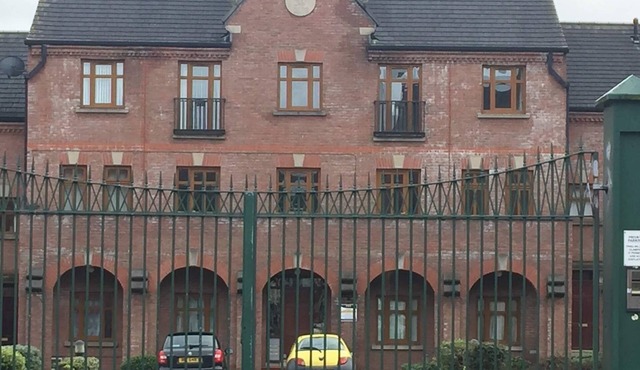 Spacious 4-Bedroom Townhouse in Prime South Belfast Location