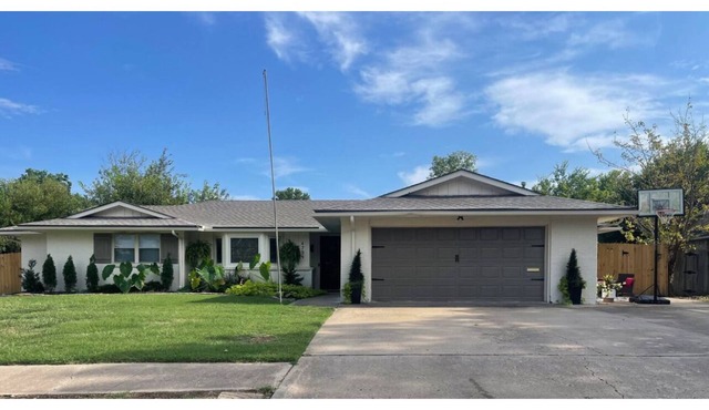 Spacious 4-bedroom house in beautiful Bartlesville with AC