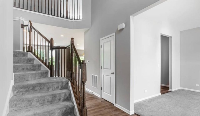 Spacious 4-bedroom house with AC in beautiful Bloomingdale