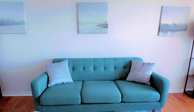 Spacious 4-bedroom condo in fabulous Indianapolis with WiFi, AC