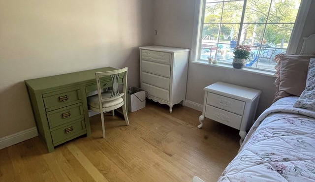 Spacious 4-bedroom house with WiFi and AC in fantastic Los Angeles