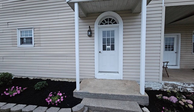 Spacious 4-bedroom Farmhouse with inground pool in Mifflinburg, Pennsylvania