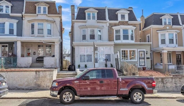 Spacious 4-bedroom house with WiFi, AC in phenomenal Philadelphia