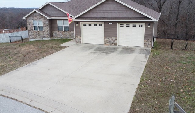 Spacious 4-Bedroom Home Near Fort Leonard Wood with Fenced Backyard