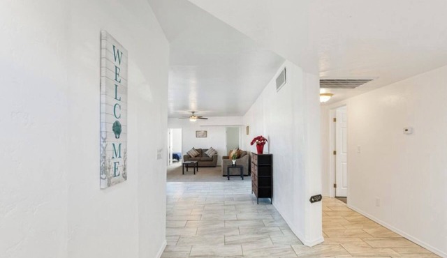 Spacious 4-bedroom with AC and WiFi in charming Sierra Vista